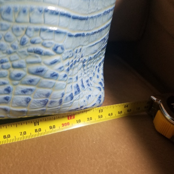 Pool blue Brahmin tote and matching wallet - Picture 7 of 8